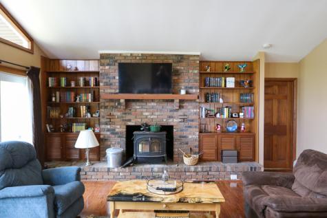 3 Button Brook Parkway Peru NY 12972