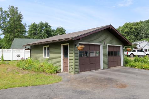 3 Button Brook Parkway Peru NY 12972