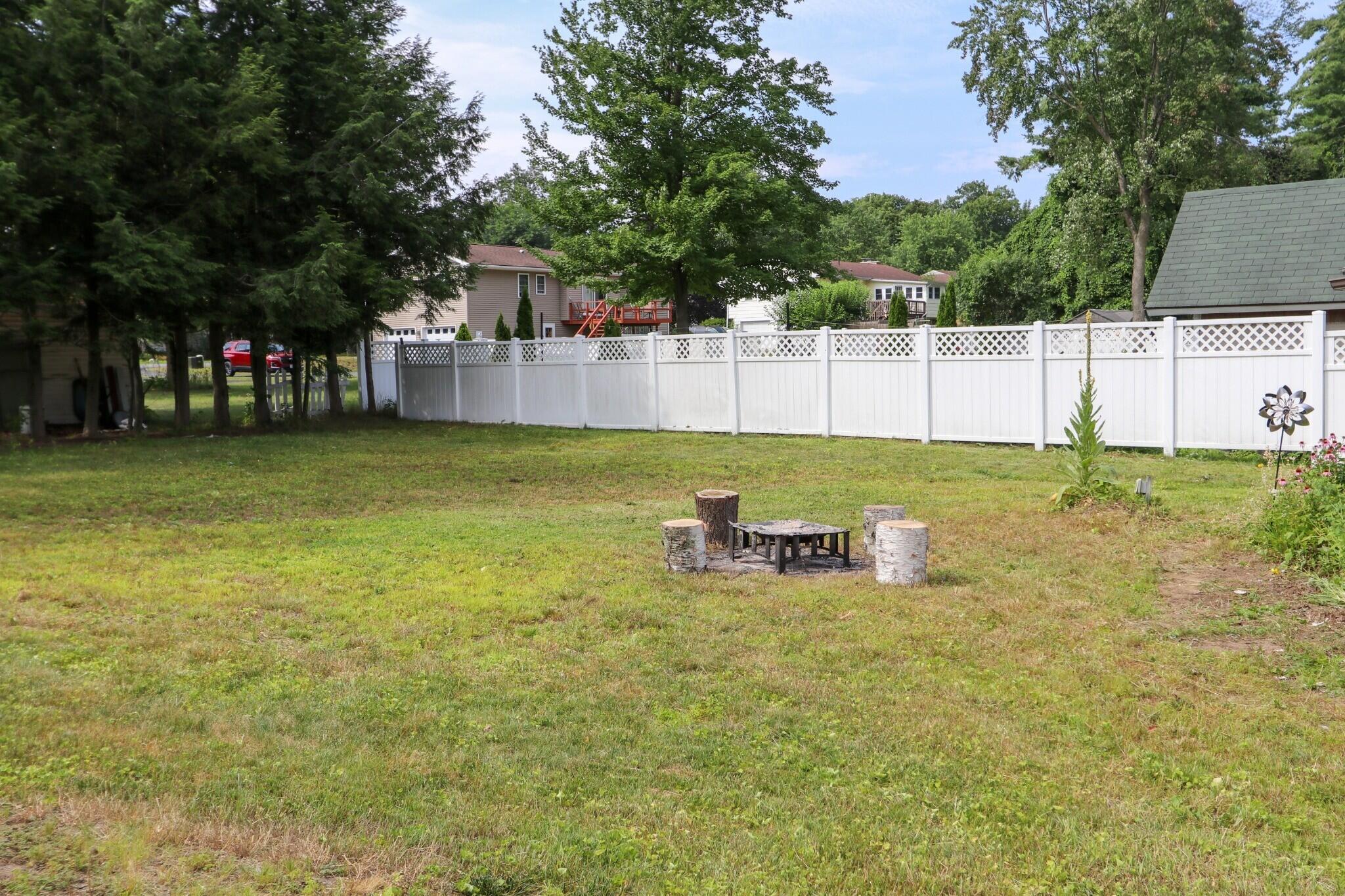 3 Button Brook Parkway Peru NY 12972