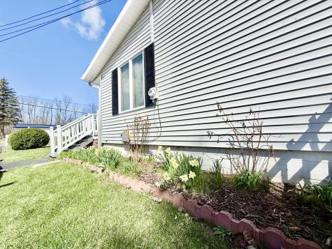 10 Melody Lane Plattsburgh NY 12901