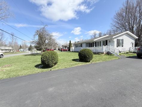 10 Melody Lane Plattsburgh NY 12901