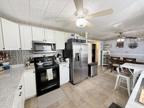 10 Melody Lane Plattsburgh NY 12901