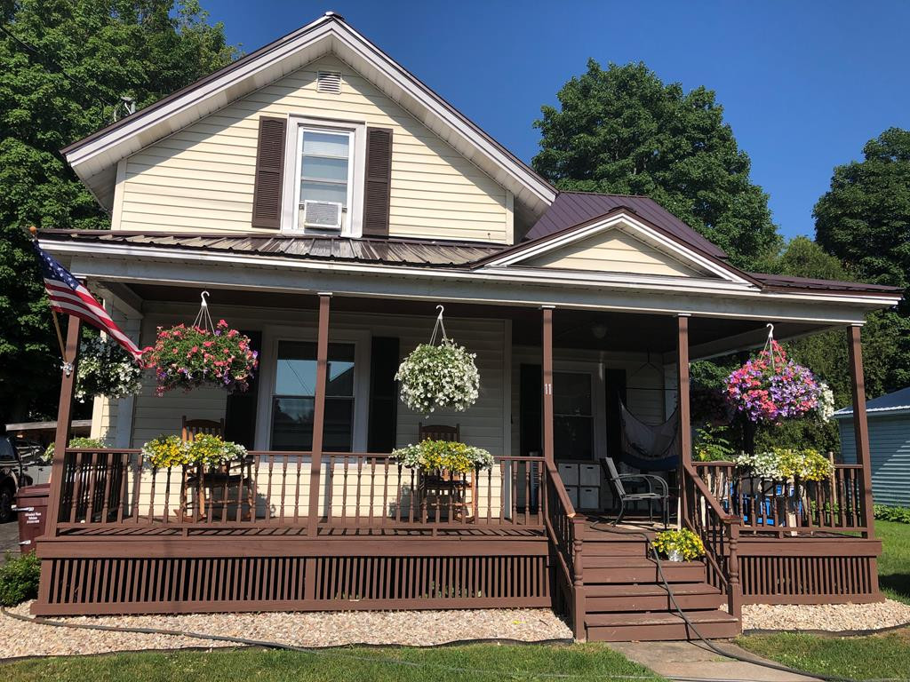 11 Edward Street Malone NY 12953