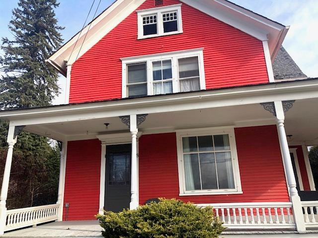 68 Pleasant Street Peru NY 12972