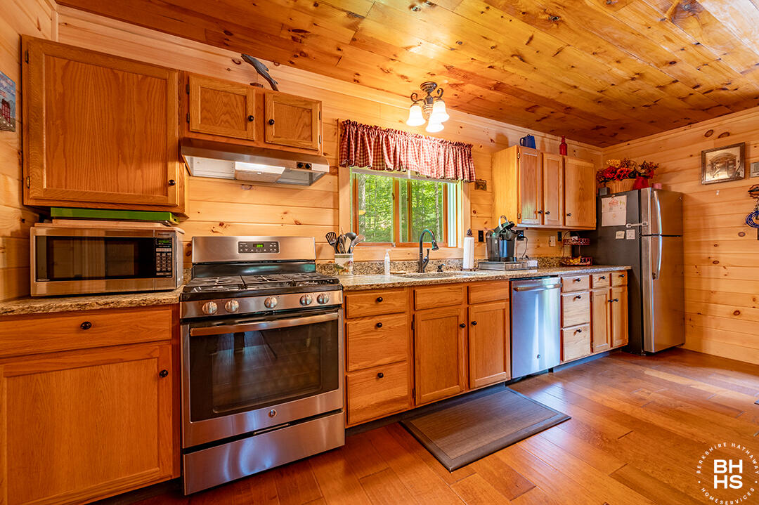 774 Bartlett Carry Road Saranac Lake NY 12983