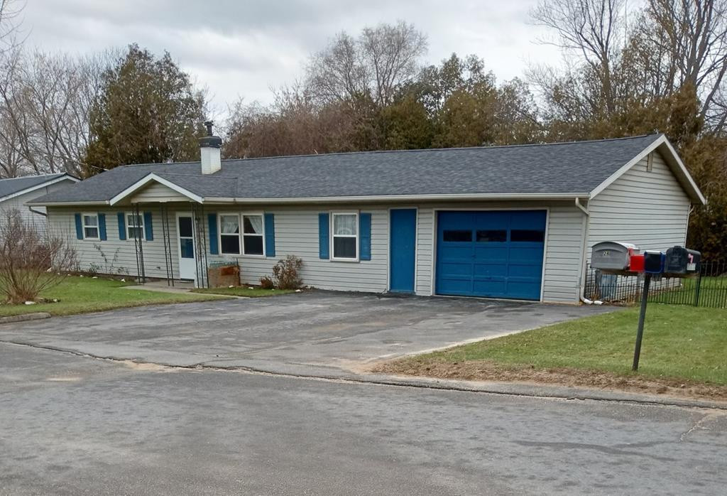 26 Mohican Lane Plattsburgh NY 12901