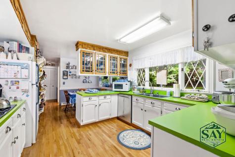39 Poplar Lane Saranac Lake NY 12983