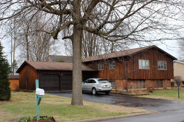 17 Erin Avenue Plattsburgh NY 12901