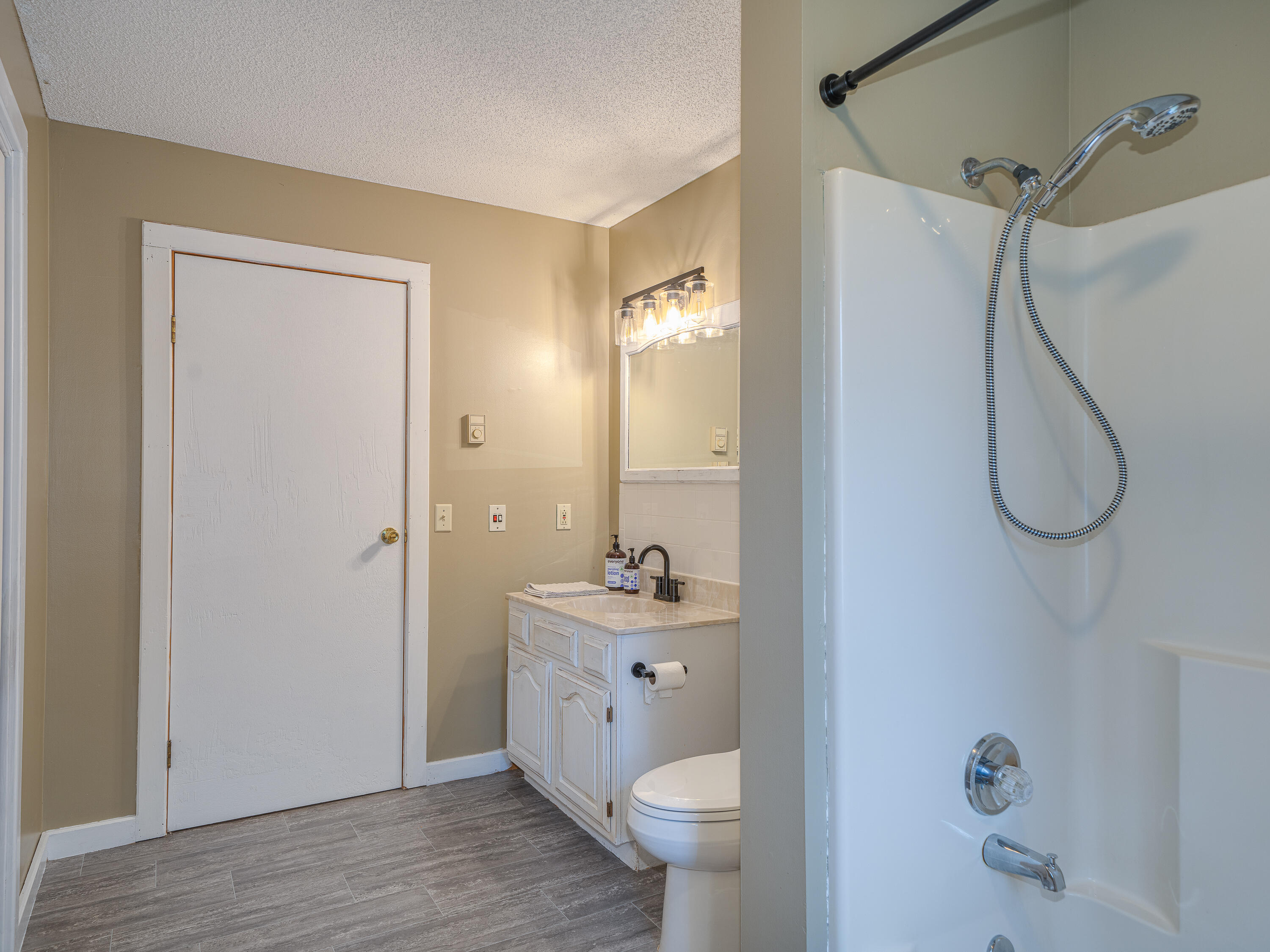 33 Glenwood Avenue Tupper Lake NY 12986