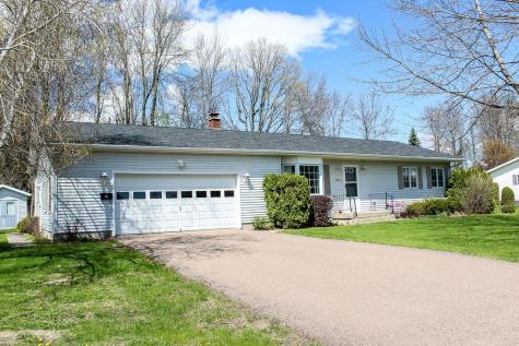 21 Priscilla Lane Rouses Point NY 12979