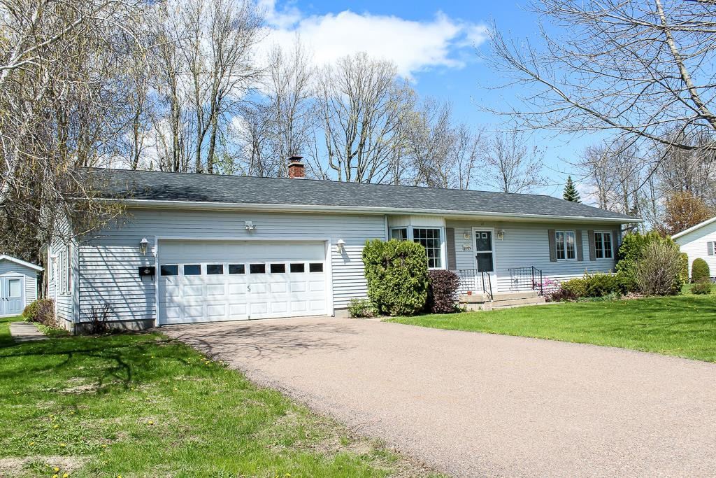 21 Priscilla Lane Rouses Point NY 12979