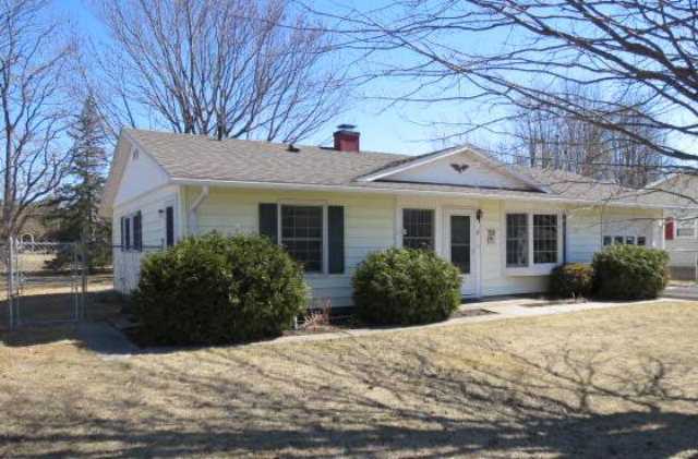 12 Oswego Lane Plattsburgh NY 12901