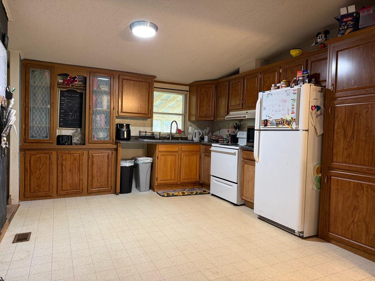 462 Route 9n Keeseville NY 12944