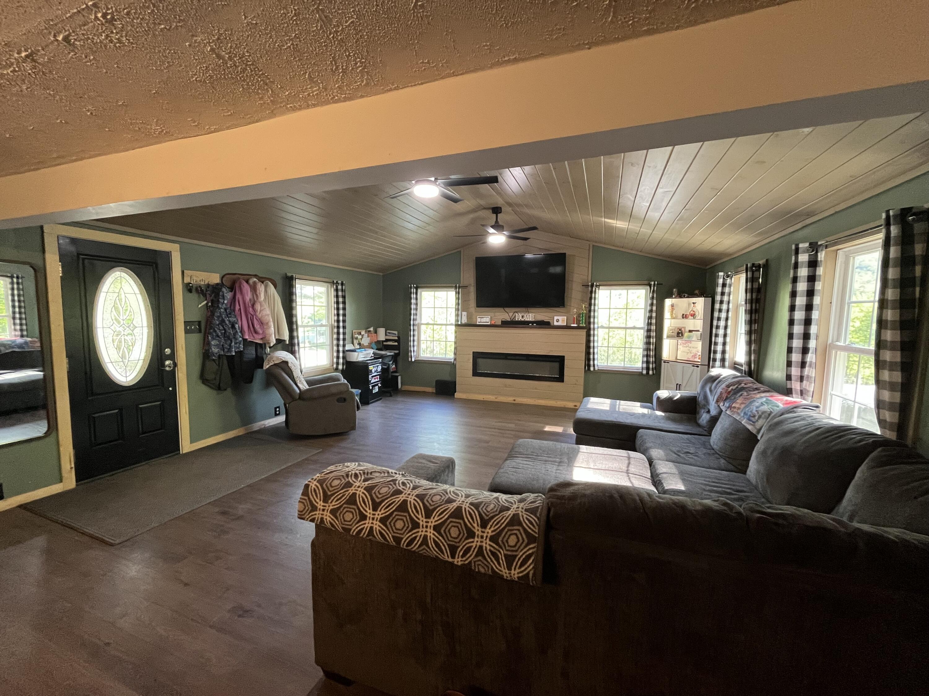 462 Route 9n Keeseville NY 12944