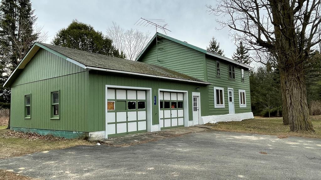 1278 Hemmingford Road Mooers NY 12958