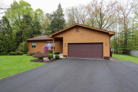 25 Pinebrook Drive Morrisonville NY 12962