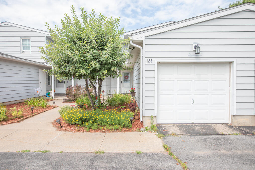 123 Maryland Road Plattsburgh NY 12903
