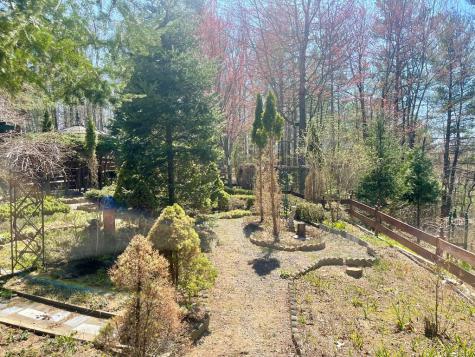 13 Haven Lane Peru NY 12972