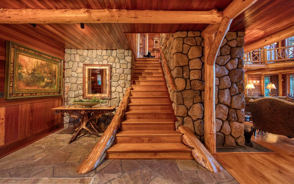 62 Peninsula Road Lake Placid NY 12946