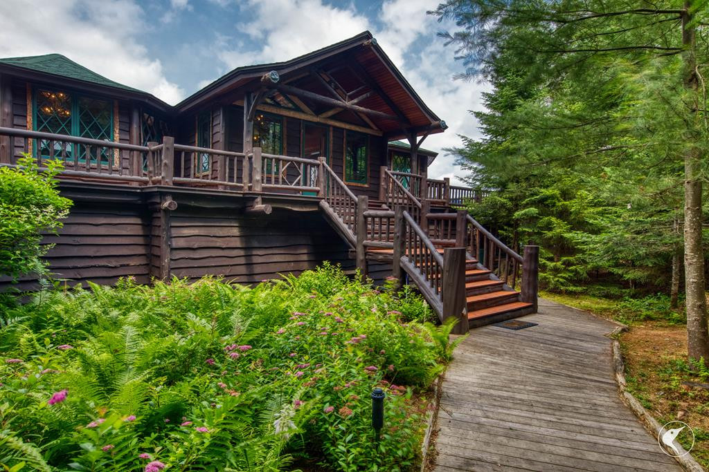 62 Peninsula Road Lake Placid NY 12946