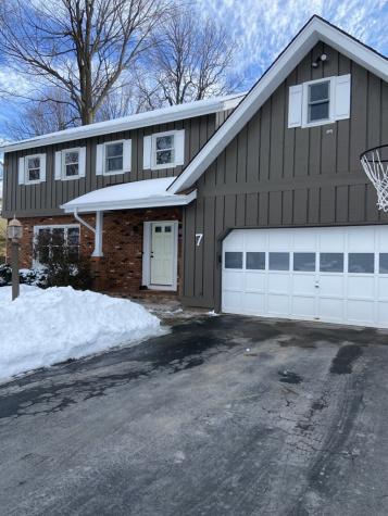 7 Flaglar Drive Plattsburgh NY 12901