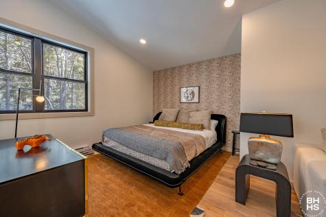 44 Lambs Way Lake Placid NY 12946