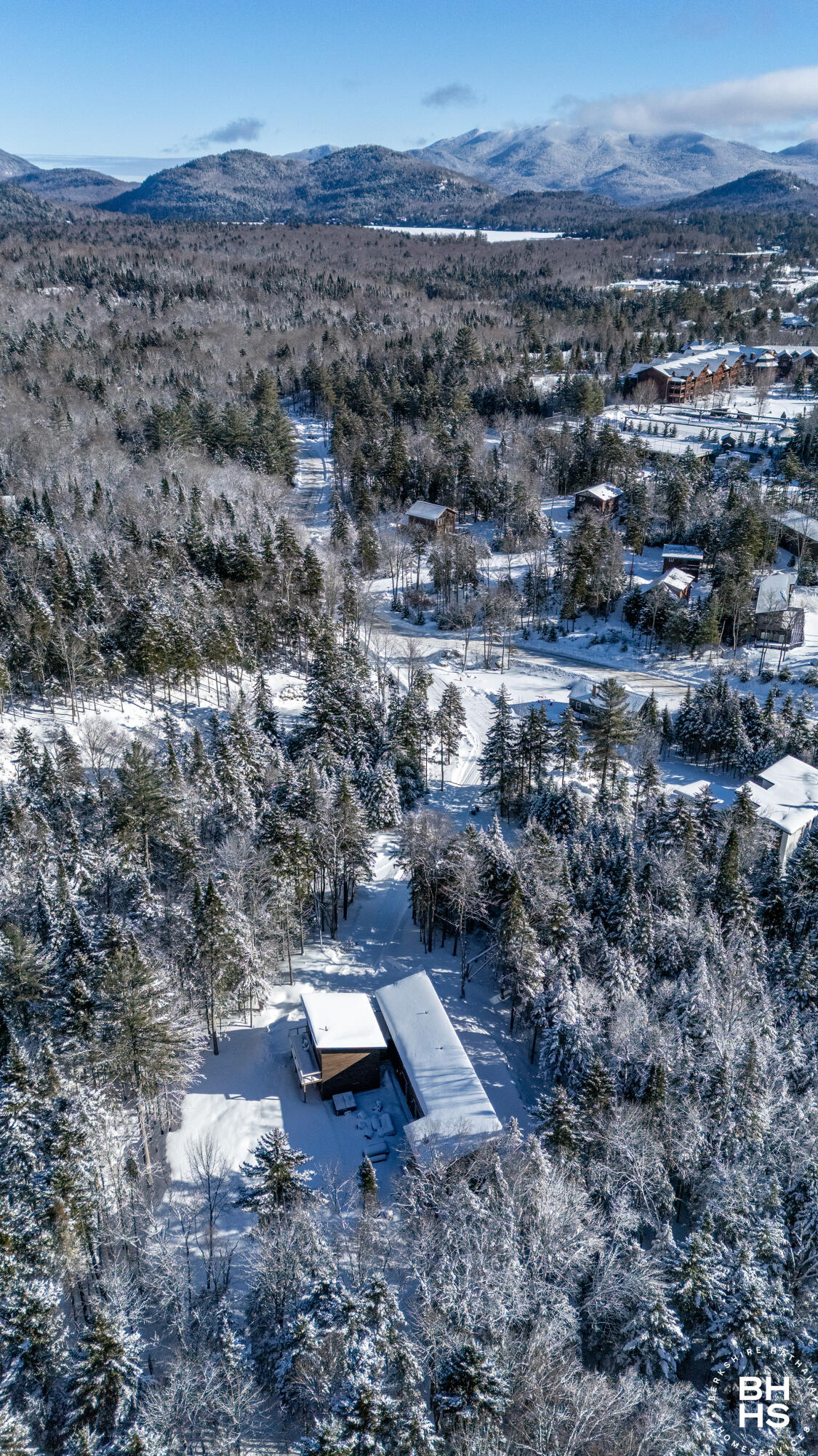 44 Lambs Way Lake Placid NY 12946