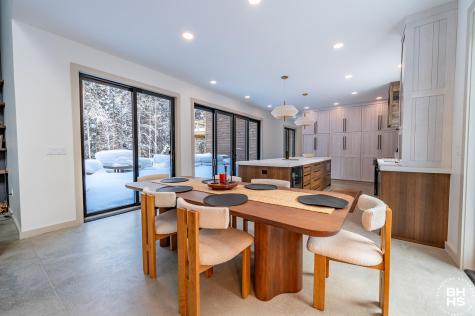 44 Lambs Way Lake Placid NY 12946