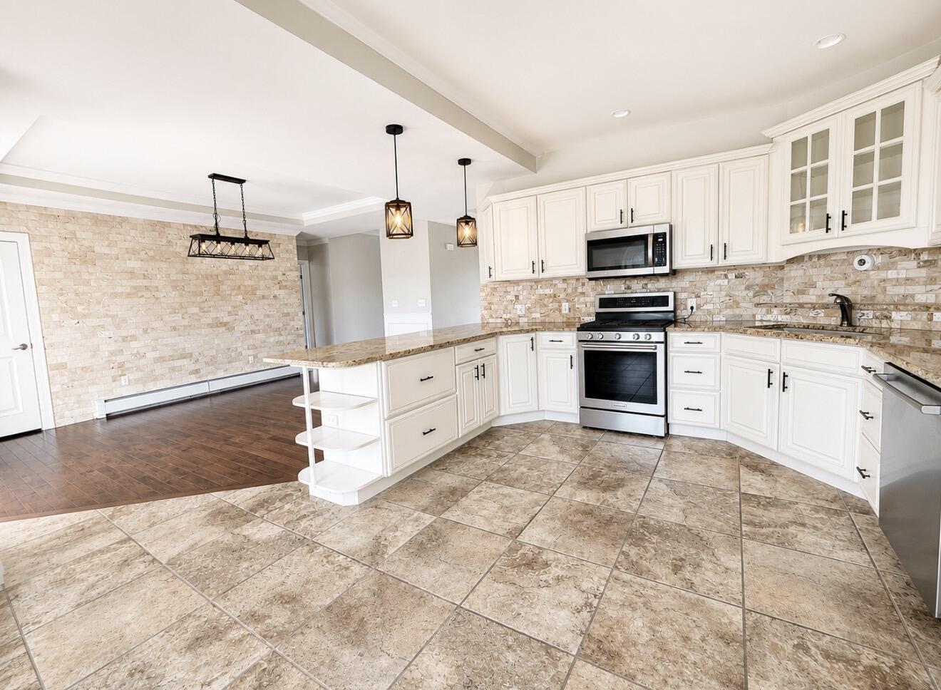 786 Calkins Road Peru NY 12972