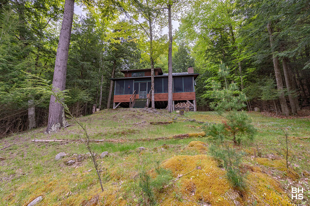 99 Levi Lamb Way Keene NY 12942