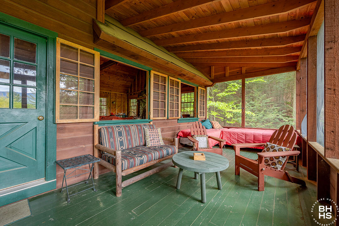 99 Levi Lamb Way Keene NY 12942