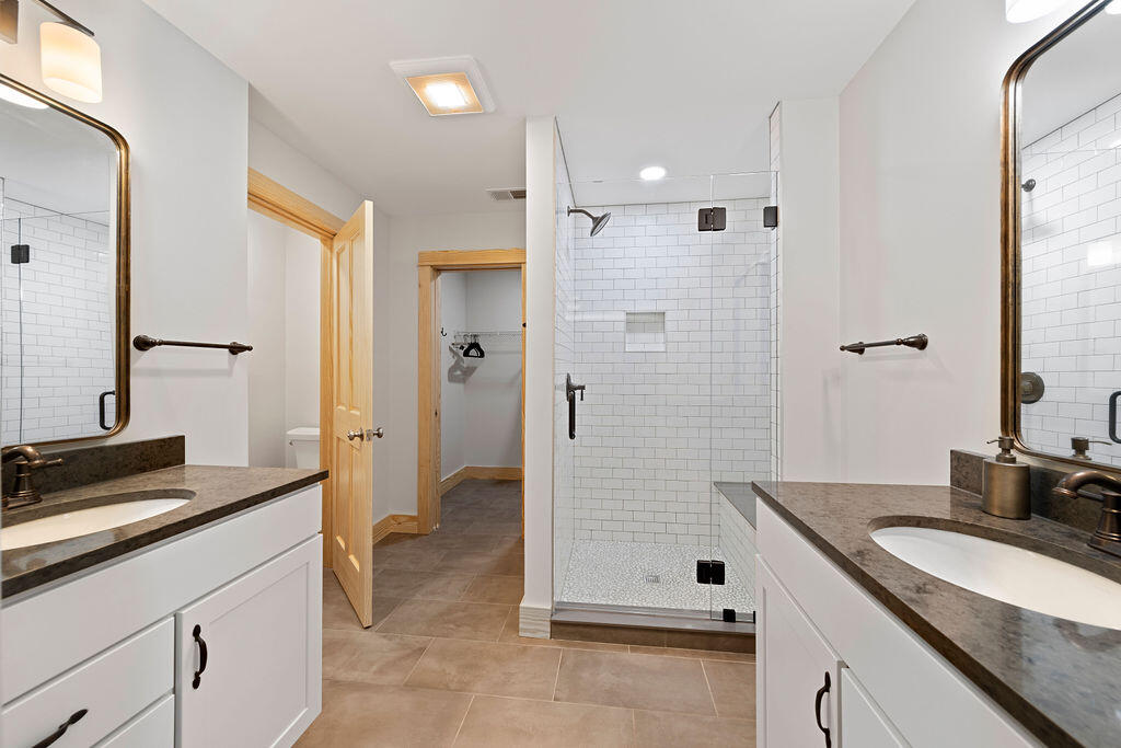 12 Scenic View Drive Lake Placid NY 12946
