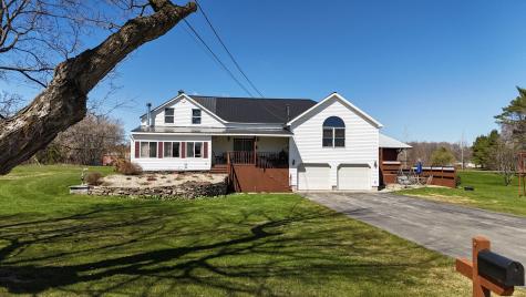 7 Town Hall Road Mooers Forks NY 12959