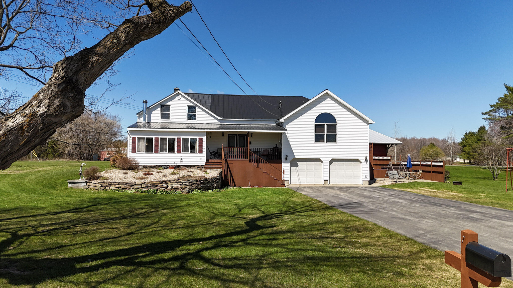 7 Town Hall Road Mooers Forks NY 12959