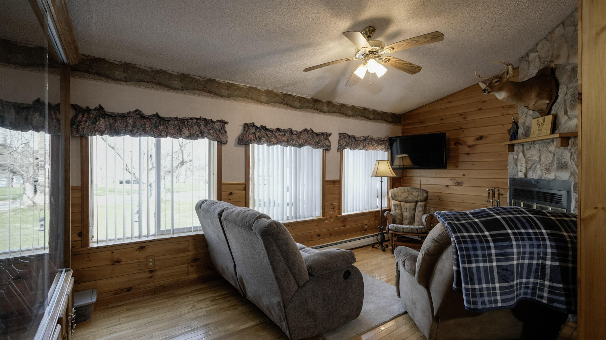 7 Town Hall Road Mooers Forks NY 12959