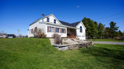 7 Town Hall Road Mooers Forks NY 12959