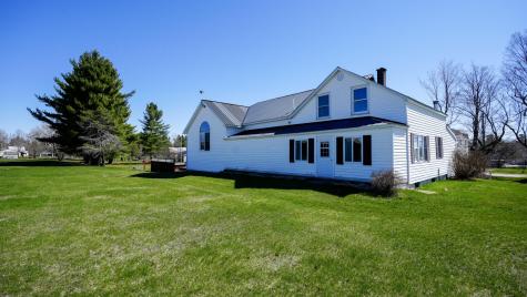 7 Town Hall Road Mooers Forks NY 12959