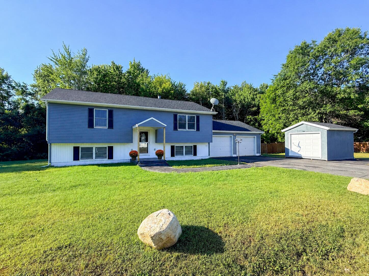 32 Cinnamon Ridge Keeseville NY 12944
