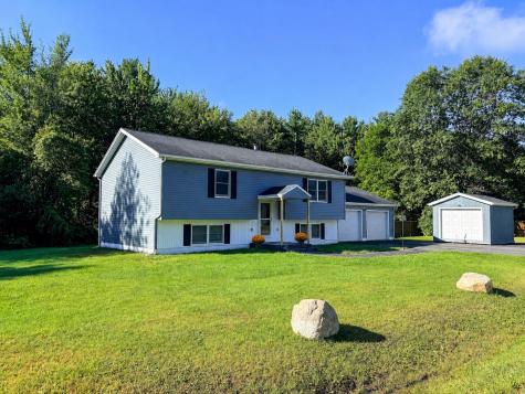 32 Cinnamon Ridge Keeseville NY 12944