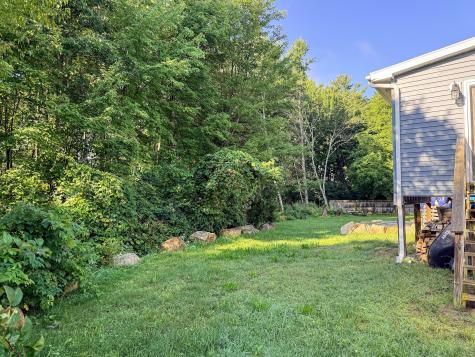 32 Cinnamon Ridge Keeseville NY 12944