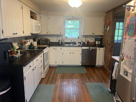 653 Mason Street Morrisonville NY 12962