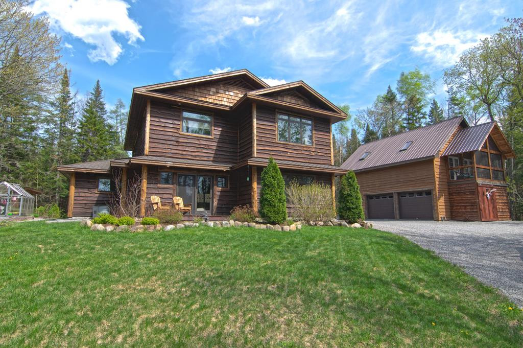145 Deerwood Trail Lake Placid NY 12946