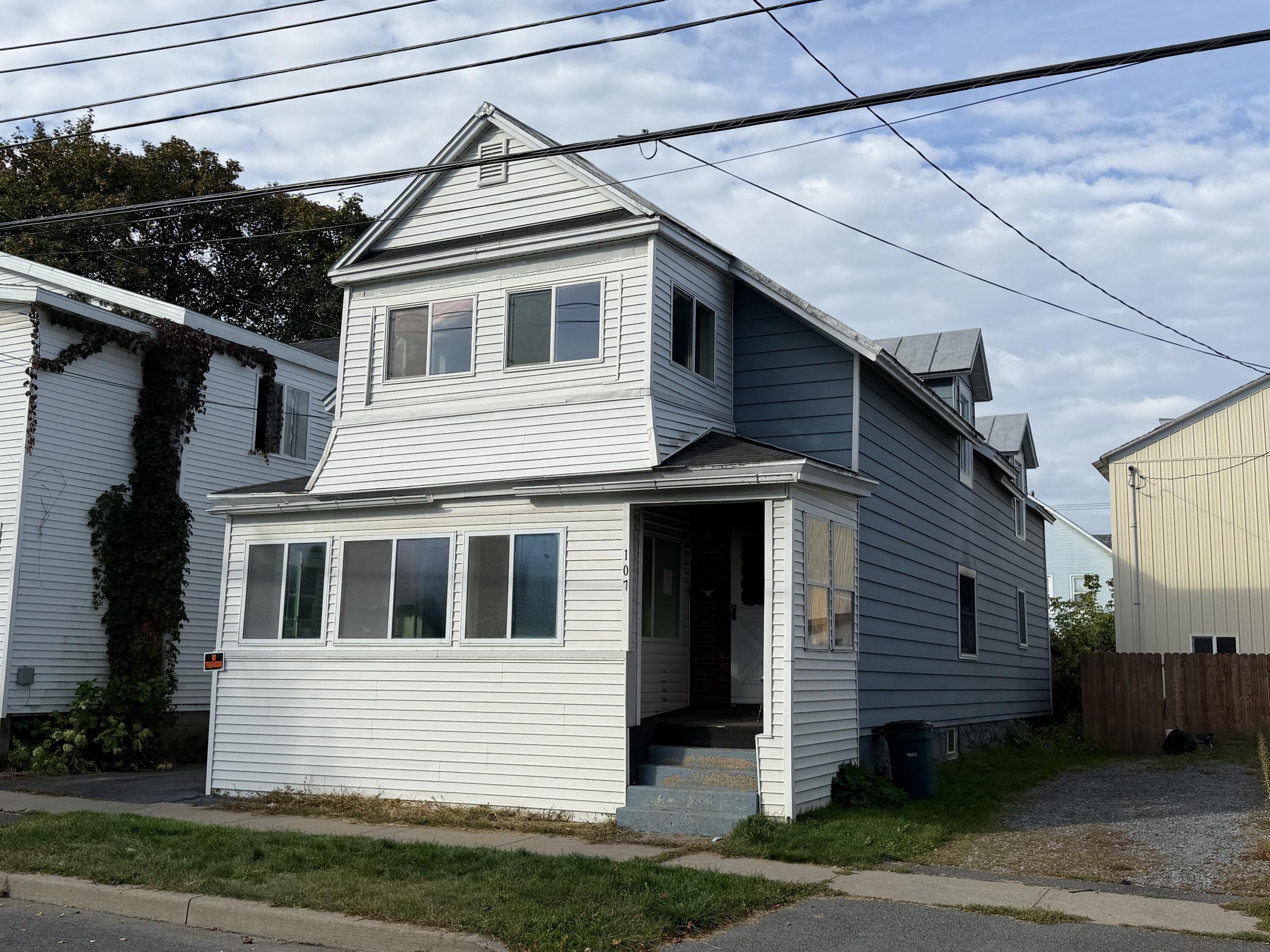 107 Montcalm Avenue Plattsburgh NY 12901