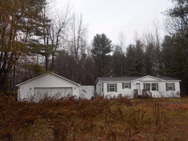 89 Felton Road Peru NY 12972