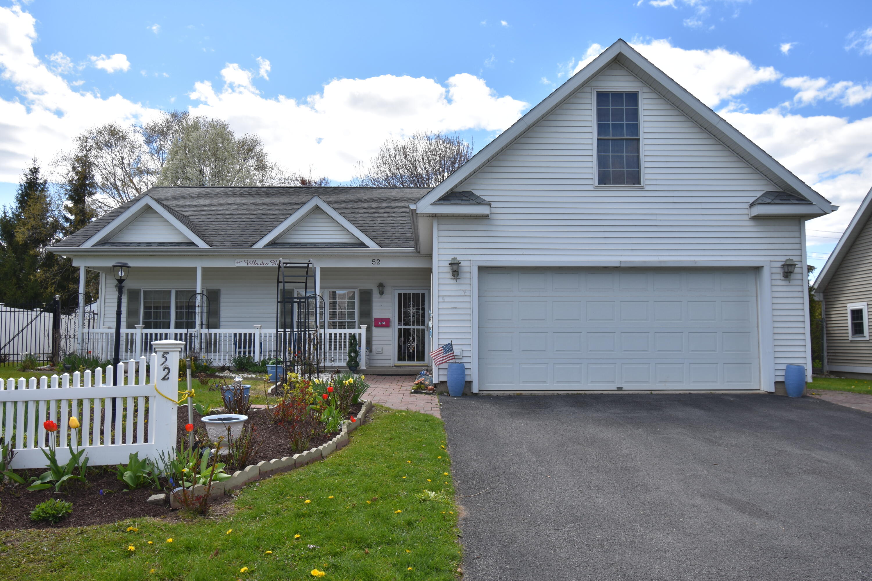 52 Fort Brown Drive Plattsburgh NY 12903