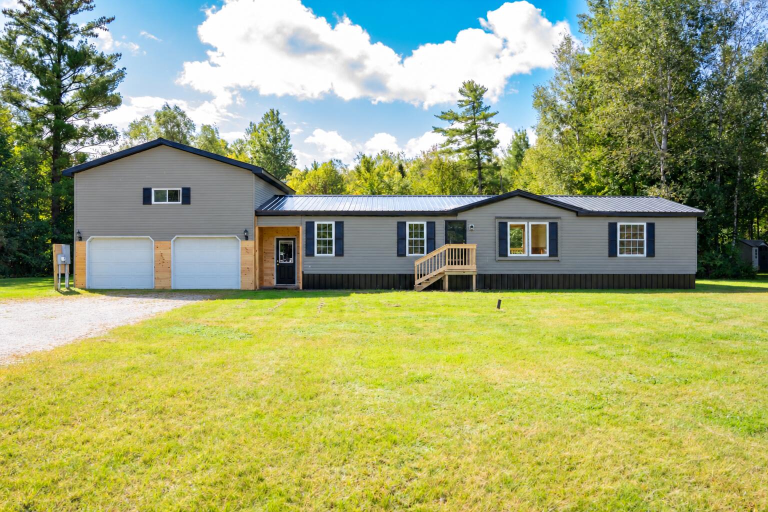4073 U.s. 11 Mooers Forks NY 12959