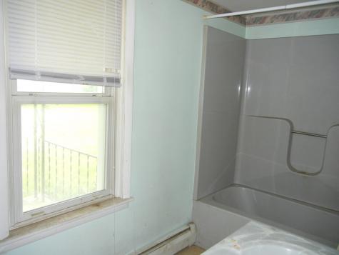 41 Willow Street Champlain NY 12919