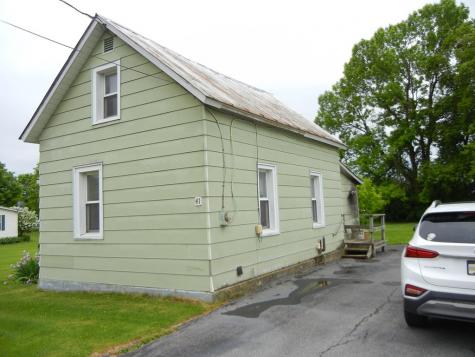 41 Willow Street Champlain NY 12919