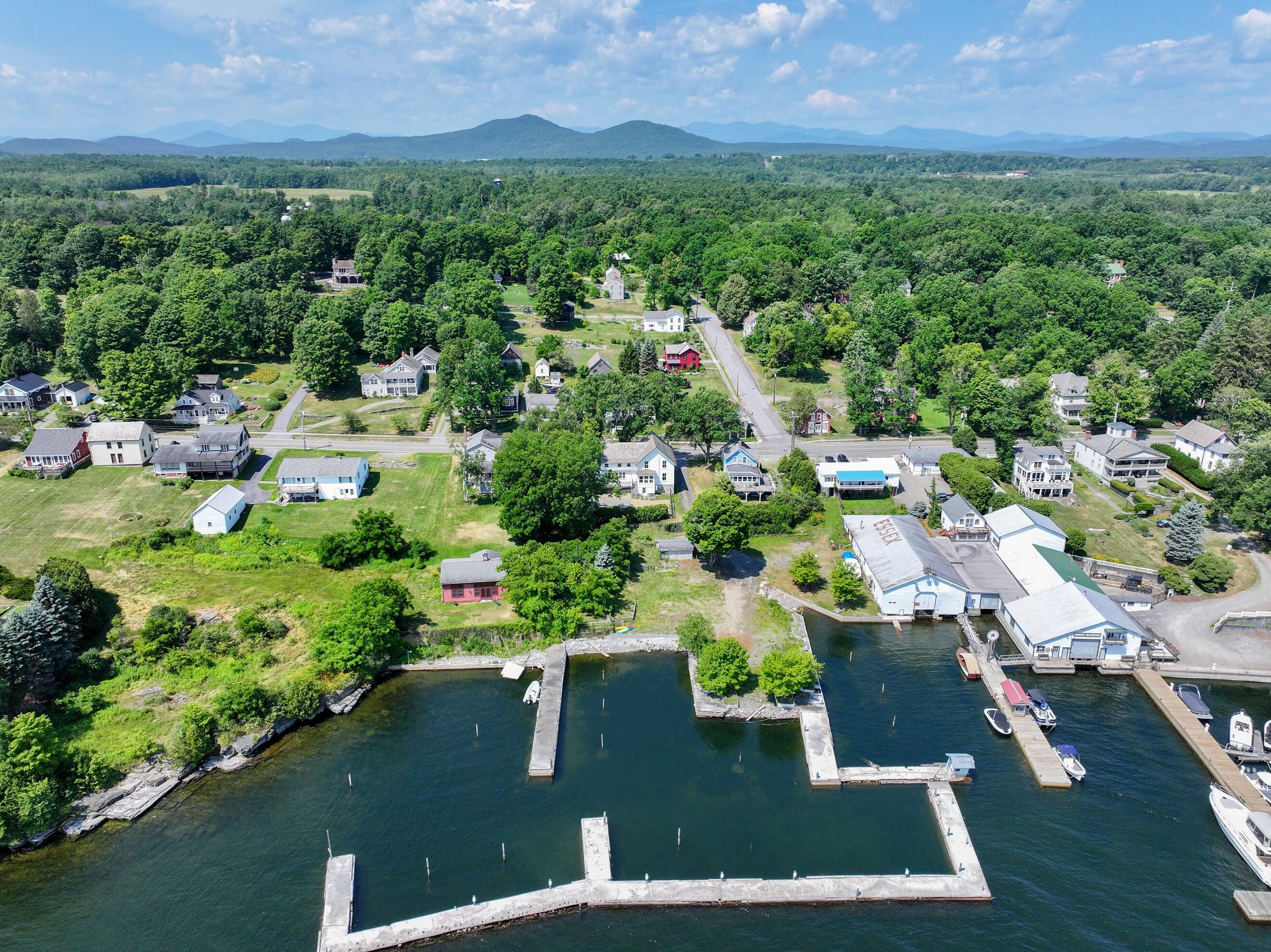 2264-2266 Lake Shore Road Essex NY 12936
