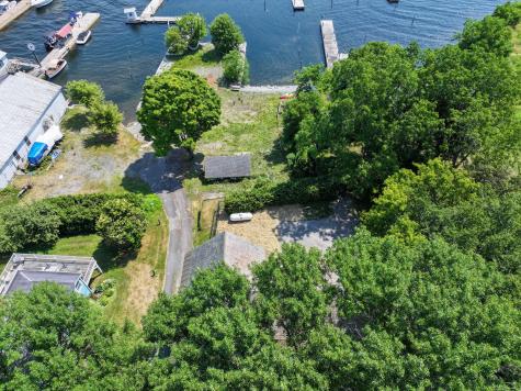 2264-2266 Lake Shore Road Essex NY 12936